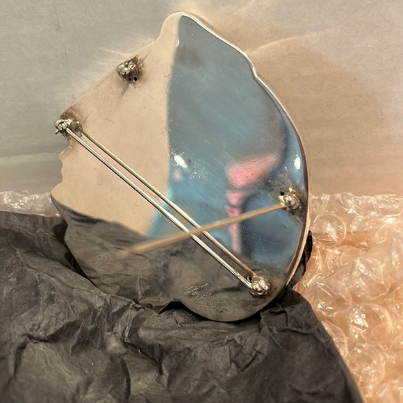 Patricia Von Musulin collectible preloved vintage silver iconic signed face Pin - Picture 14 of 16